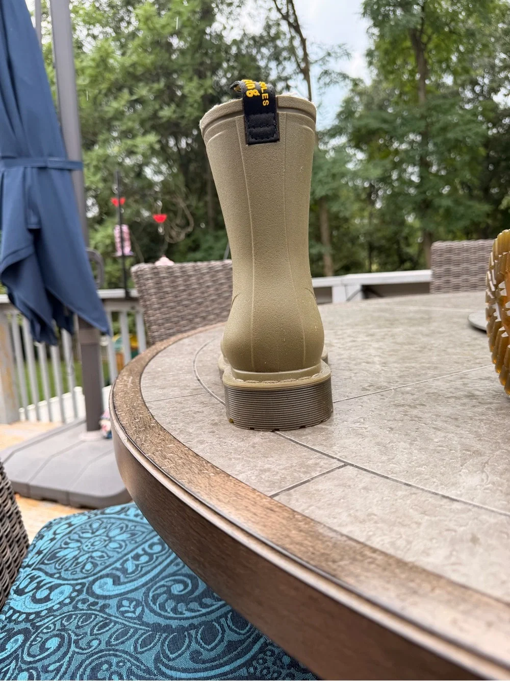 Dr. Martens unisex Olive 1460 Rain Boots